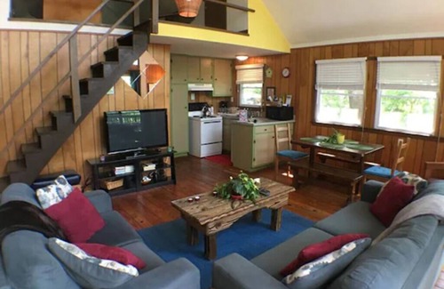 Front Royal Cabin | Bedrooms 3, Bathrooms 1, Sleeps 6