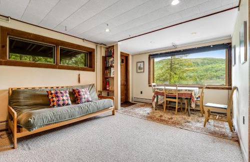 Hubbardton House | Beebe Lake House