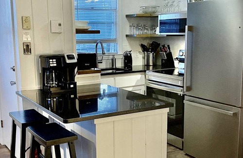 Beech Mountain Condo | BEECH MOUNTAIN HIGH - WALK TO SLOPES!