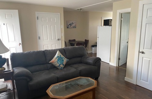 Hampton House | Beehive Bungalow A at Hampton