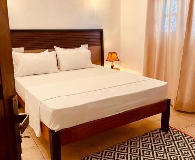 Seeduwa - Katunayake Bed & Breakfast | Bees Airport Hotel