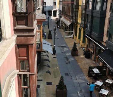 Gijon City Centre Apartment | Begoña 18 Rest & Adventure
