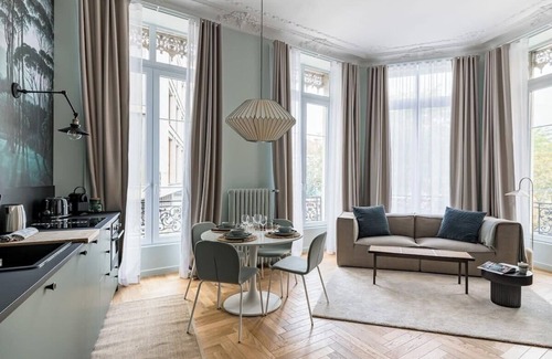 Jacquard - Prefecture Apartment | Beige Hospitalité - Gisèle - Ultralux balnéo - neuf 2 chambres