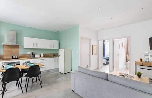Saint-Etienne Apartment | Beige hospitalité - Frida