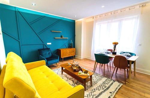 Kable Apartment | Bel AMI 02 - Turquoise & OR - Moderne Chic - Centre Ville - Accès Jardin - Clim - Wifi - Parking - Localisation idéale