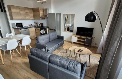 Cret de Roc Apartment | Bel Appart' 3 chambres 3 Sdb au centre-ville St Etienne