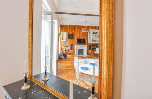 1st Arrondissement Apartment | Bel appart avec 3 ch et climatisation à St Charles