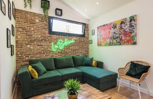 Hyeres City Centre Apartment | Bel appart rénové - la bohème