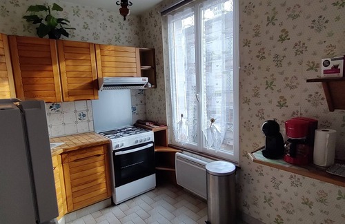 Luxeuil-les-Bains Apartment | Bel Appartement Emplacement Idéal en Centre Ville, Proche Thermes et Commerces