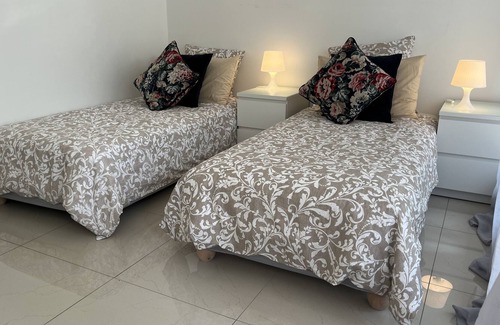 Gambetta Apartment | Bel Appartement à 2min du Métro et 10min des Champs Élysée