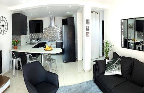 Saint-Denis Apartment | Bel appartement avec parking sécurisé