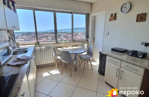 Quartier Saint-Leon Apartment | Bel appartement avec vue splendide sur toute la ville de Colmar - Parking gratuit