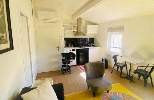 Bessines Apartment | Bel appartement, Oiseau 1