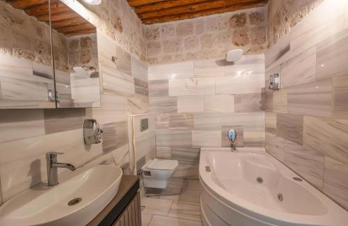 Mustafapasa Hotel | Belenus Cave House