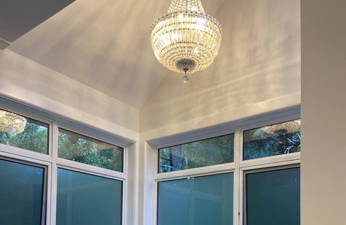 Belgrave House | Belgravia Cottage - Belgrave - Charming renovated Hills Home with touches of Art Deco - close to Puffing Billy!