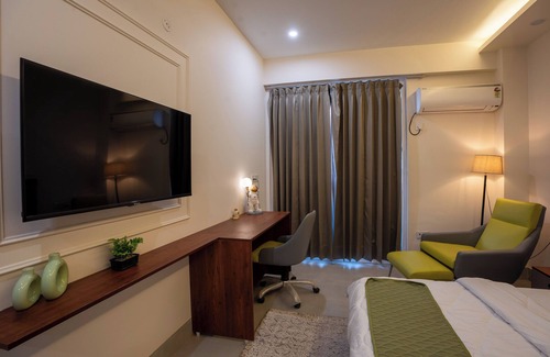 DLF Phase 5 Hotel | Beliv stays gurgaon