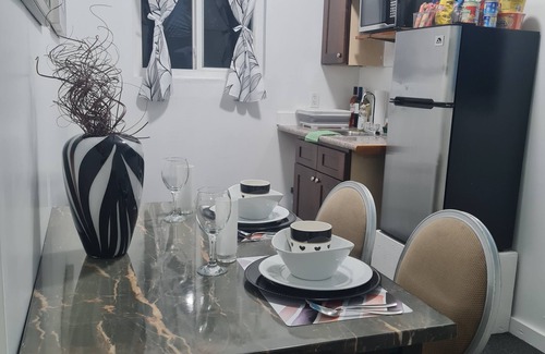 Gambier Apartment | Bell At The Airport Suites - Adults Only