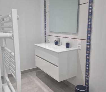 Moncayolle-Larrory-Mendibieu House | Belle Chambre privée avec vue sur la montagne