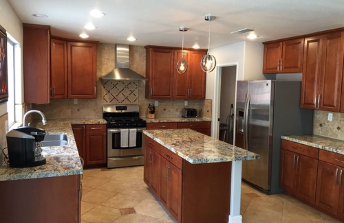 Temecula House | Bell Rock Retreat, Near Temecula Wine-Country, w/Pool & Spa