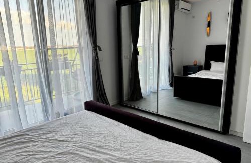 Dumbravita Apartment | Bella House