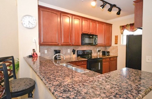 Davenport Condo | Bella Piazza Resort Condo with ground floor outdoor space