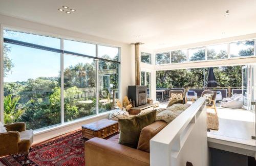 Omiha House | Bella Vista Bliss