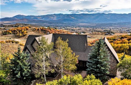 Silver Summit House | Bella Vista Estate Sleeps 21