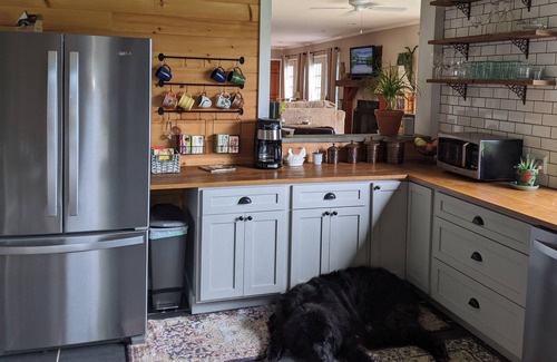 Gilboa House | "Bella Vista" Hillside Mountain Retreat