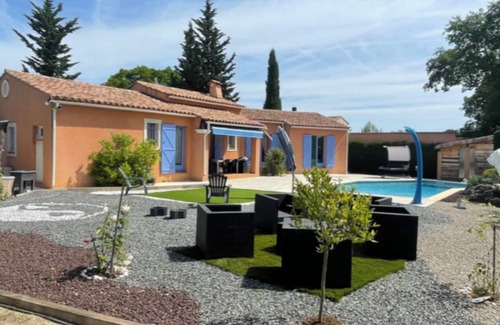Les Arcs-sur-Argens Villa | Bella Vita - Charming villa in Provence with swimming pool, calm and secure parking