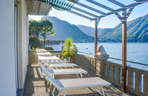 Lezzeno Apartment | Bellagio Villas - Aida with large balcony directly on the lake
