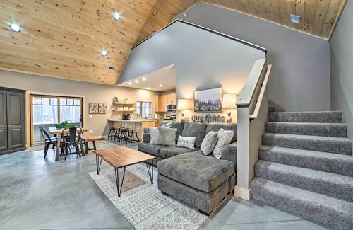 Bellaire Cabin | Bellaire Family Cabin: All-Season Retreat!