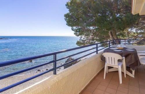 Llanca House | BELLAMAR A - Casa adosada para 10 personas en primera línea de mar en Llançà. - ES-228-11