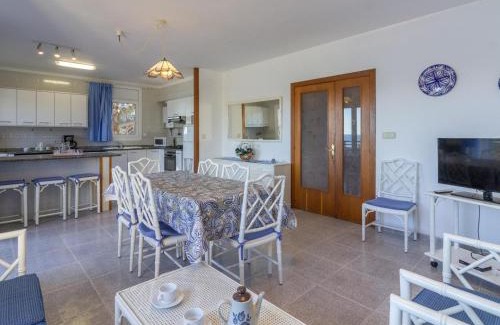 Llanca House | BELLAMAR A - Casa adosada para 10 personas en primera línea de mar en Llançà. - ES-228-11