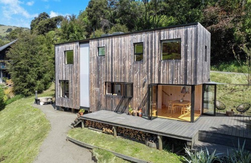Akaroa House | Bellbird Bach - Akaroa