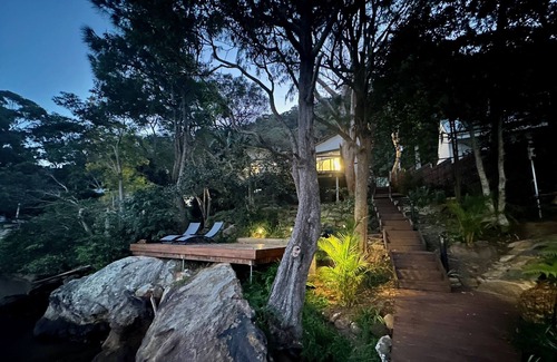 Bar Point House | Bellbird Bar Point *Boat Access ONLY*