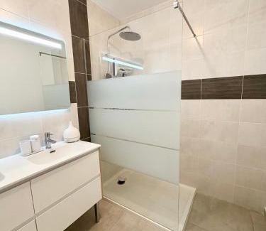 Perpignan House | Belle chambre dans villa neuve avec piscine