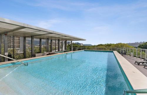 Cairns Central Business District Apartment | Belle Escapes 14 Harbour Lights with tranquil ocean views
