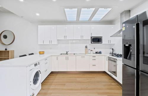 Glenelg House | Belle Escapes - Glenelg Cottage by Marina