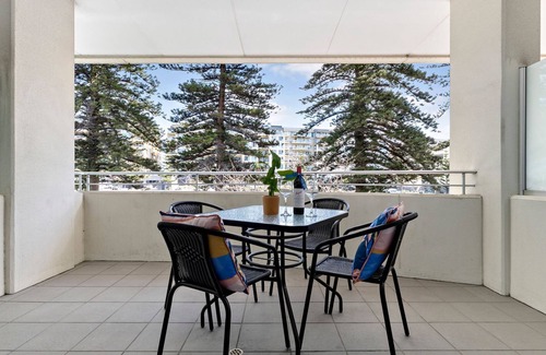 Glenelg Apartment | Belle Escapes - Oasis on Colley Reserve