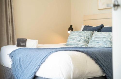 Glenelg Apartment | Belle Escapes - Ocean Views at the Bay