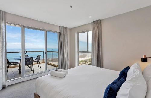 Glenelg Apartment | Belle Escapes - Ocean Views at the Bay
