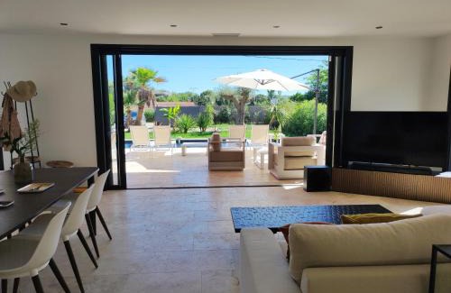 Saint-Hippolyte-de-Montaigu Villa | Belle villa à 10 min d'Uzès