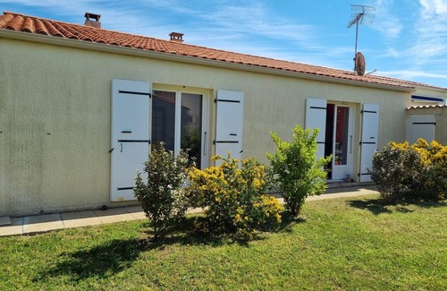 Le Chateau-d'Oleron House | Belle Maison Avec Grand Jardin