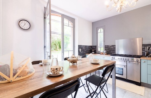 Lezat-sur-Leze House | Belle Maison Familiale Avec Piscine Privée