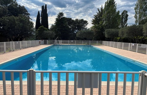 Tourtour Villa | Belle Maison Provençale Située Dans un Écrin de Verdure Avec vue Panoramique