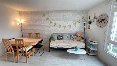 Houilles Apartment | Belle place pour votre voyage à Paris-Ladefense