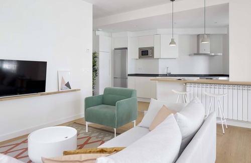 San Sebastian Centro Apartment | Belle Sebastian by FeelFree Rentals