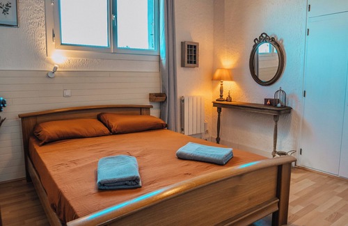 Bagnols-sur-Ceze Villa | Belle Villa au Calme Avec Superbe Vue