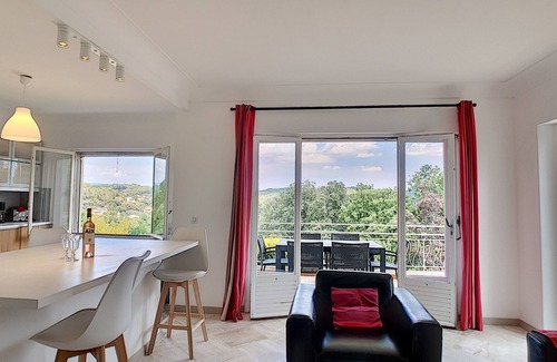 Carces Villa | Belle Villa Avec Piscine et vue Panoramique à Carcès