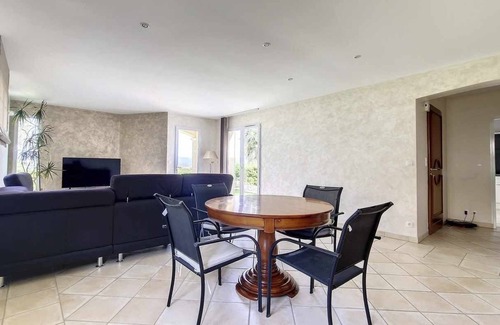 Soyons Villa | Belle Villa Avec Piscine - 6 Personnes